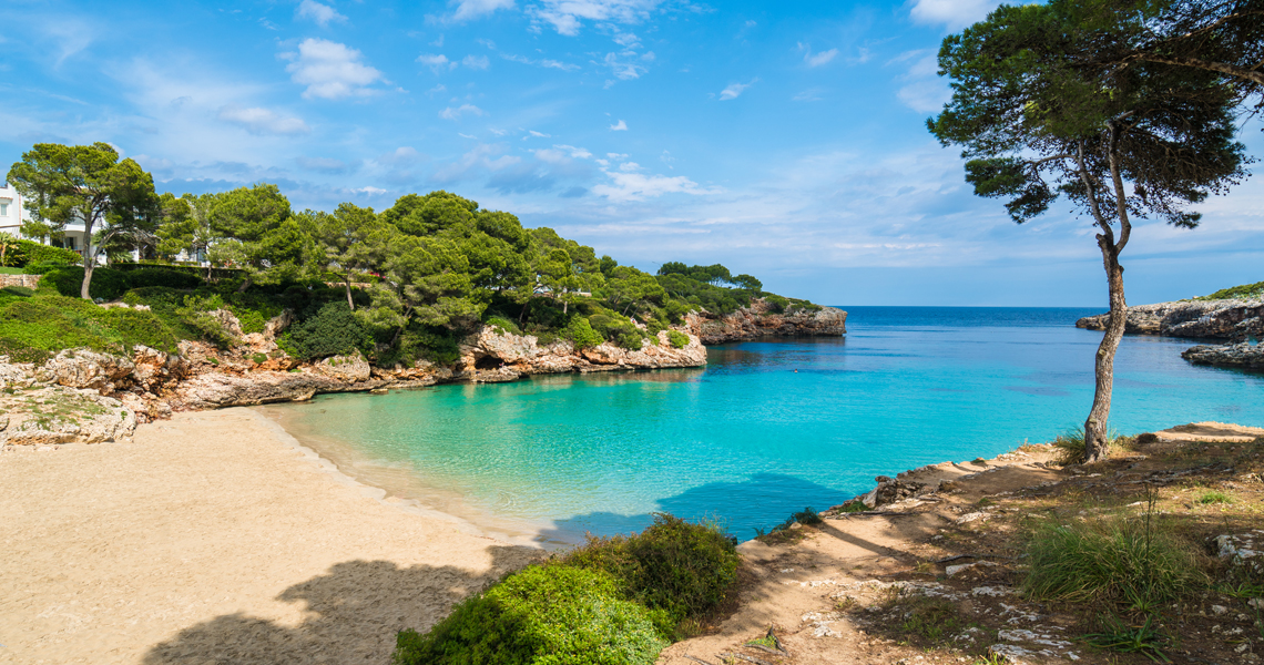 Baleary &ndash; wyspy Hiszpanii. Gdzie leży ten archipelag? Jaka wyspa największa, a jaka najmniejsza?